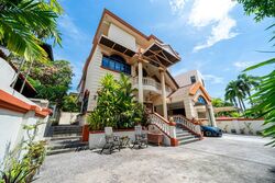 Kew Drive (D16), Detached #450833691
